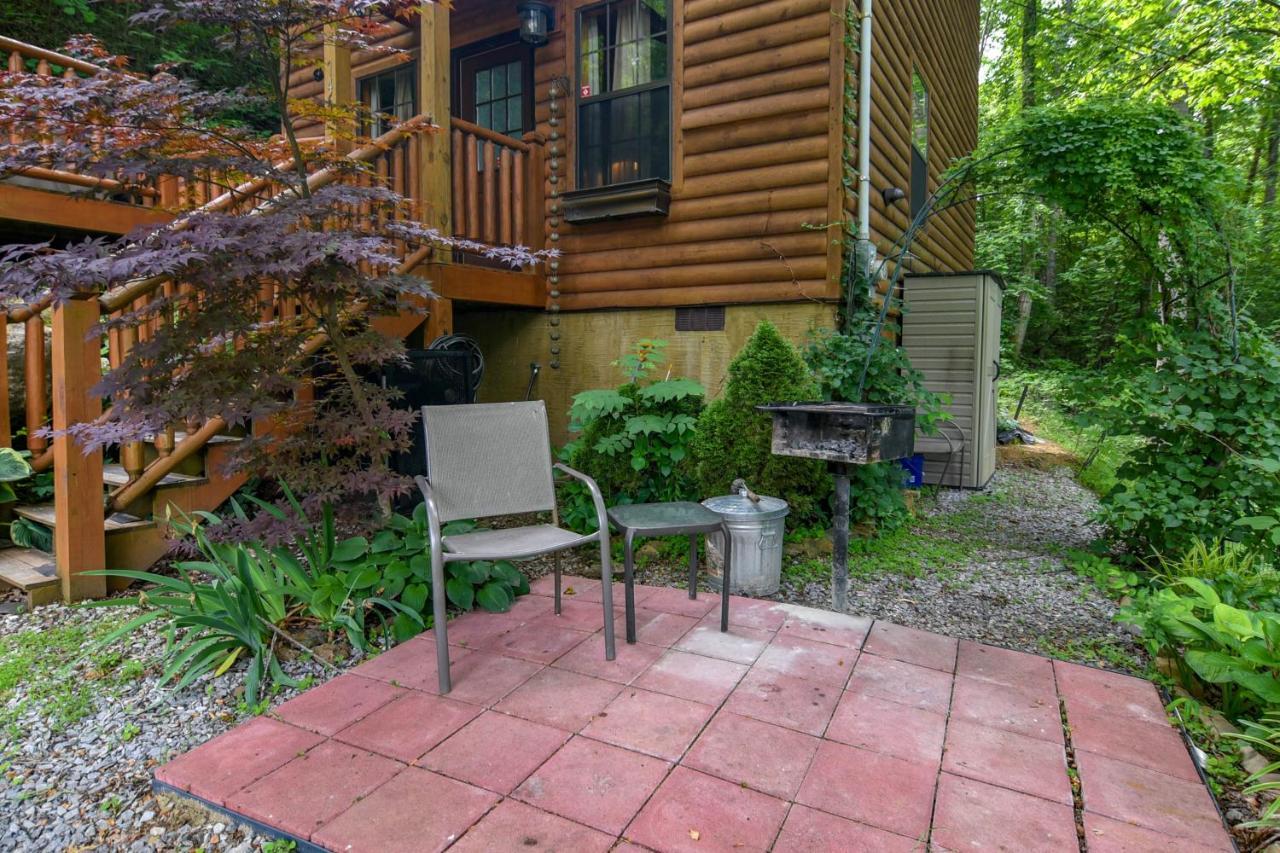 Permanent Vacation-Private Honeymoon Cabin With Hot Tub Sevierville Zewnętrze zdjęcie