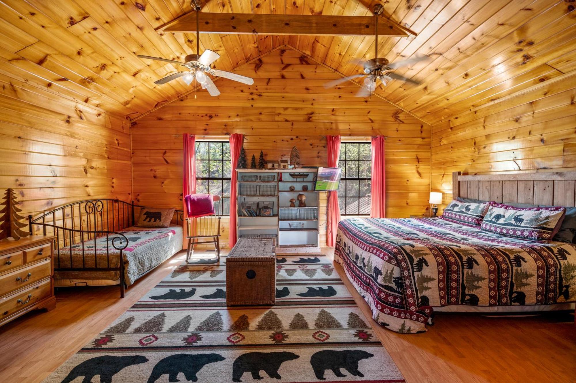 Permanent Vacation-Private Honeymoon Cabin With Hot Tub Sevierville Zewnętrze zdjęcie
