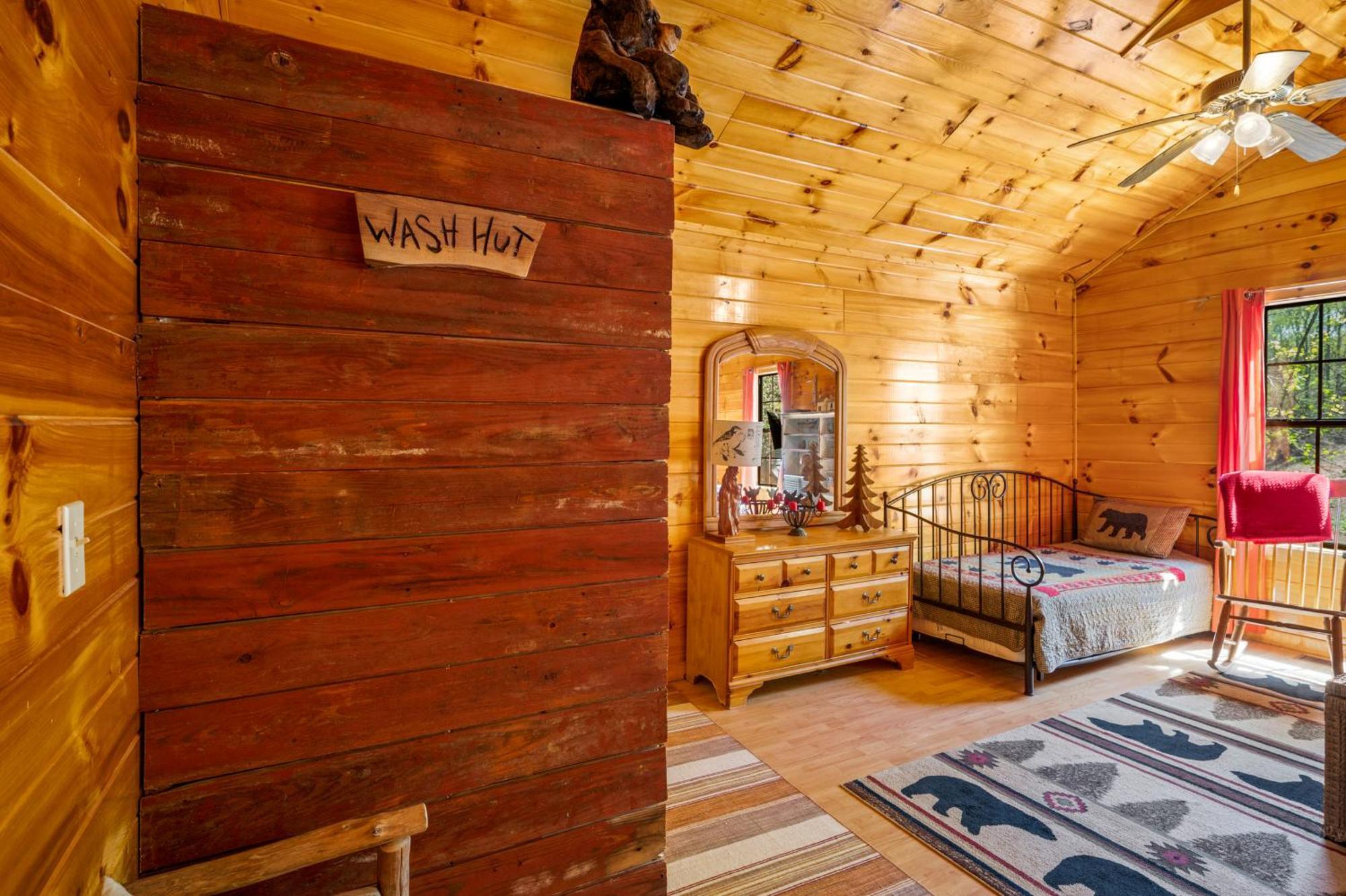 Permanent Vacation-Private Honeymoon Cabin With Hot Tub Sevierville Zewnętrze zdjęcie